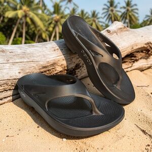 NWT OOFOS Original Sport Unisex Sandal